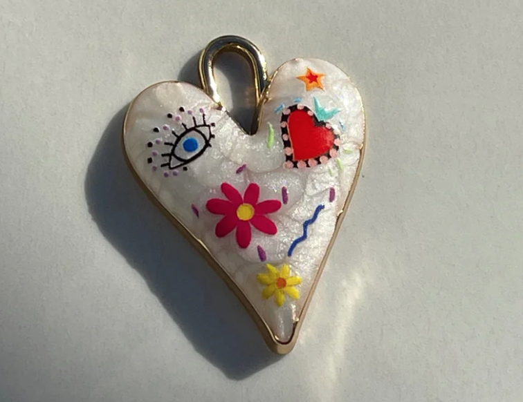 Idalia Limited Edition Graffiti Heart With Chain