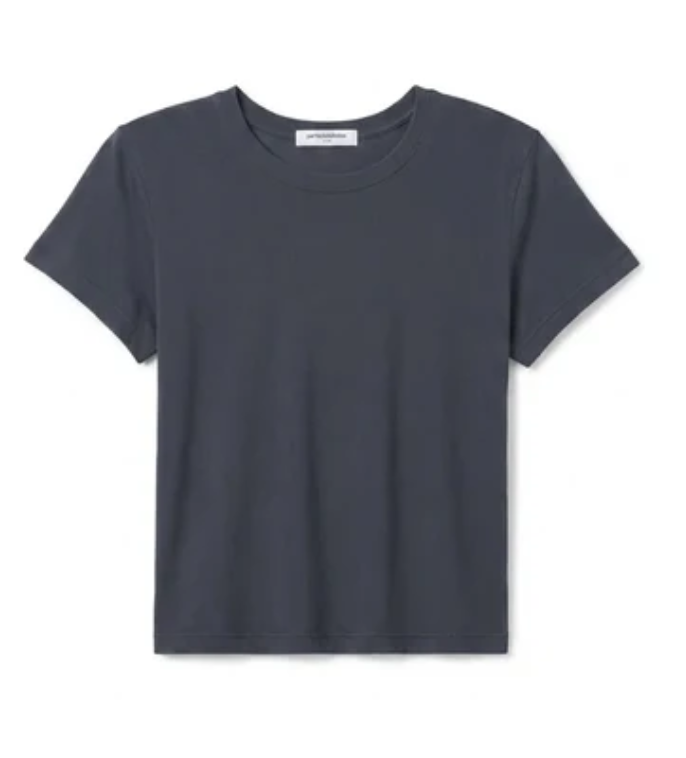 Perfect White Tee Lisa Crewneck