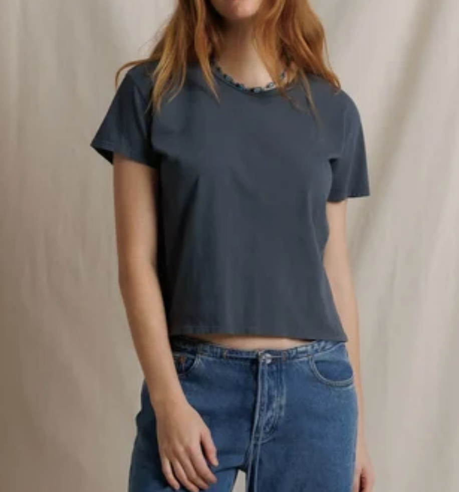 Perfect White Tee Lisa Crewneck