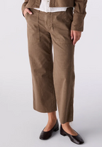 Amo Easy Army Slouch Crop